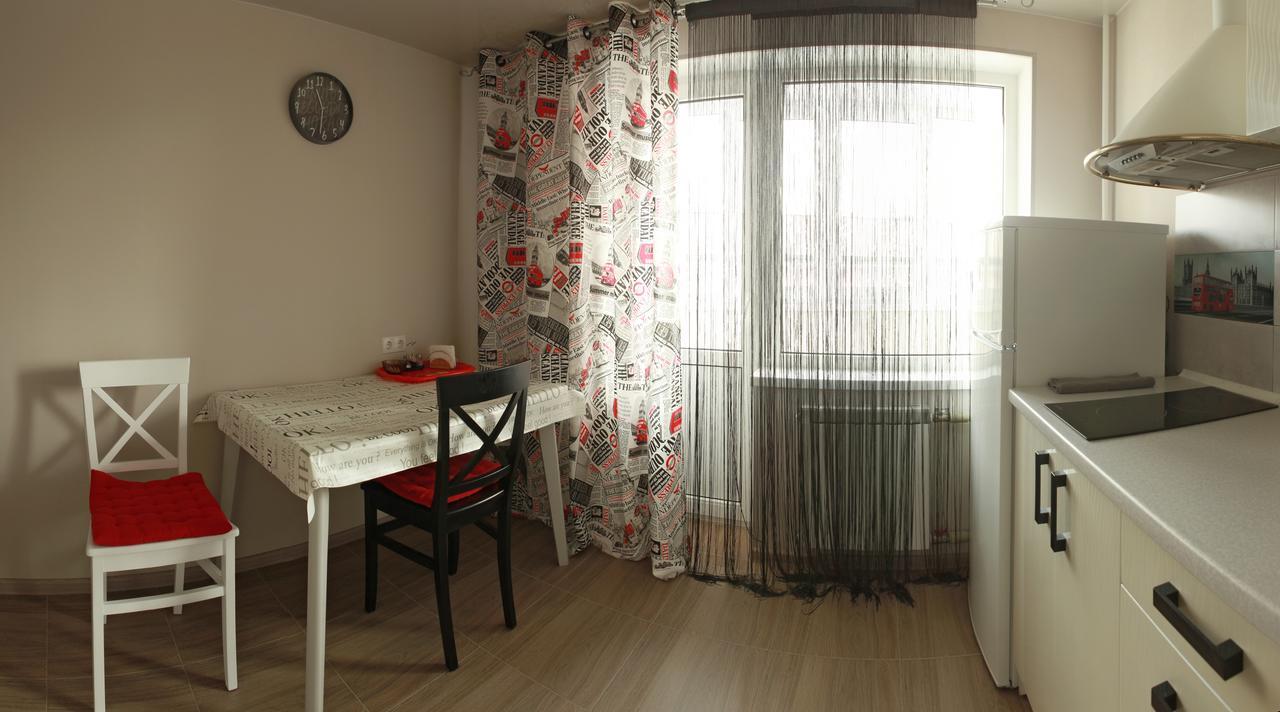 Apartment Obolon Metro Station Kiev Luaran gambar