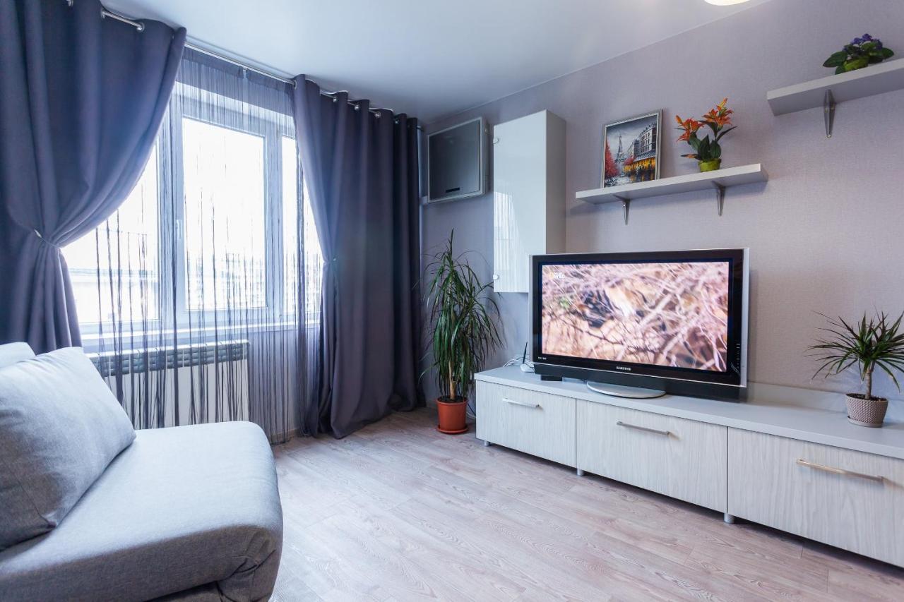 Apartment Obolon Metro Station Kiev Luaran gambar