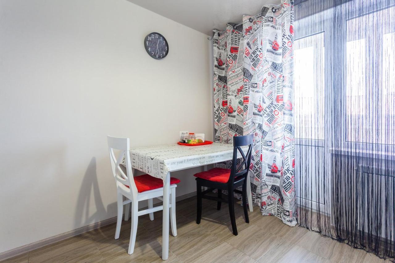 Apartment Obolon Metro Station Kiev Luaran gambar